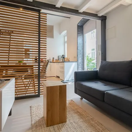 Homebydoni - Kueche I Terrasse I 500 Mbits Wifi I Design Loft Nahe Rmcc & Staatstheater Daire *