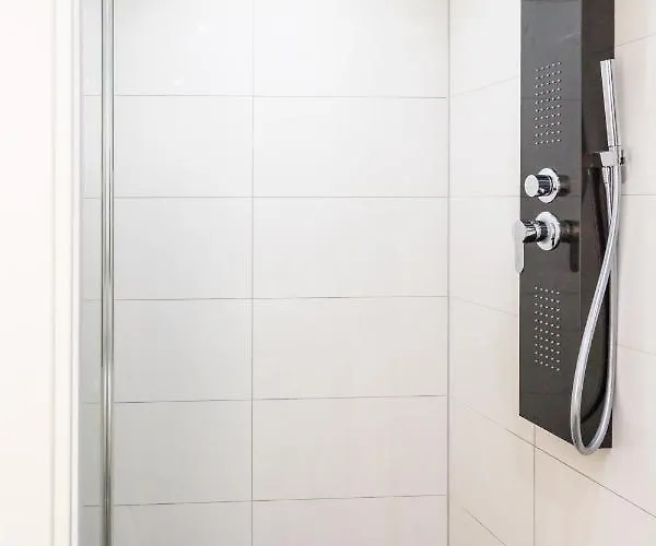 Apartman Homebydoni - Kueche I Terrasse I 500 Mbits Wifi I Design Loft Nahe Rmcc & Staatstheater *